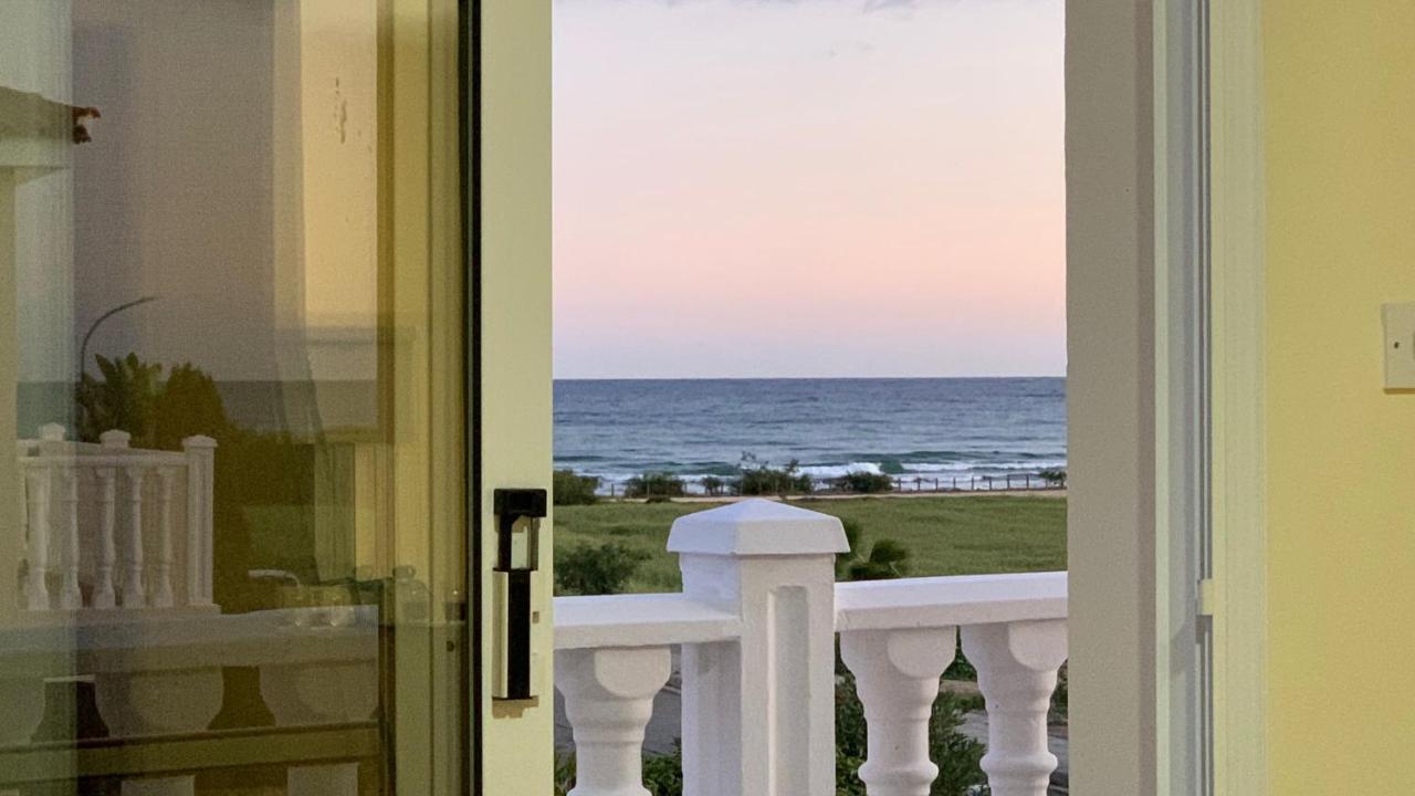 Moonlight Sea View Villa アヤナパ エクステリア 写真